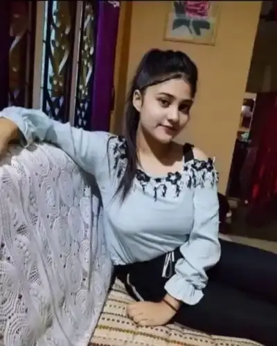 Escorts Service In Mungaoli